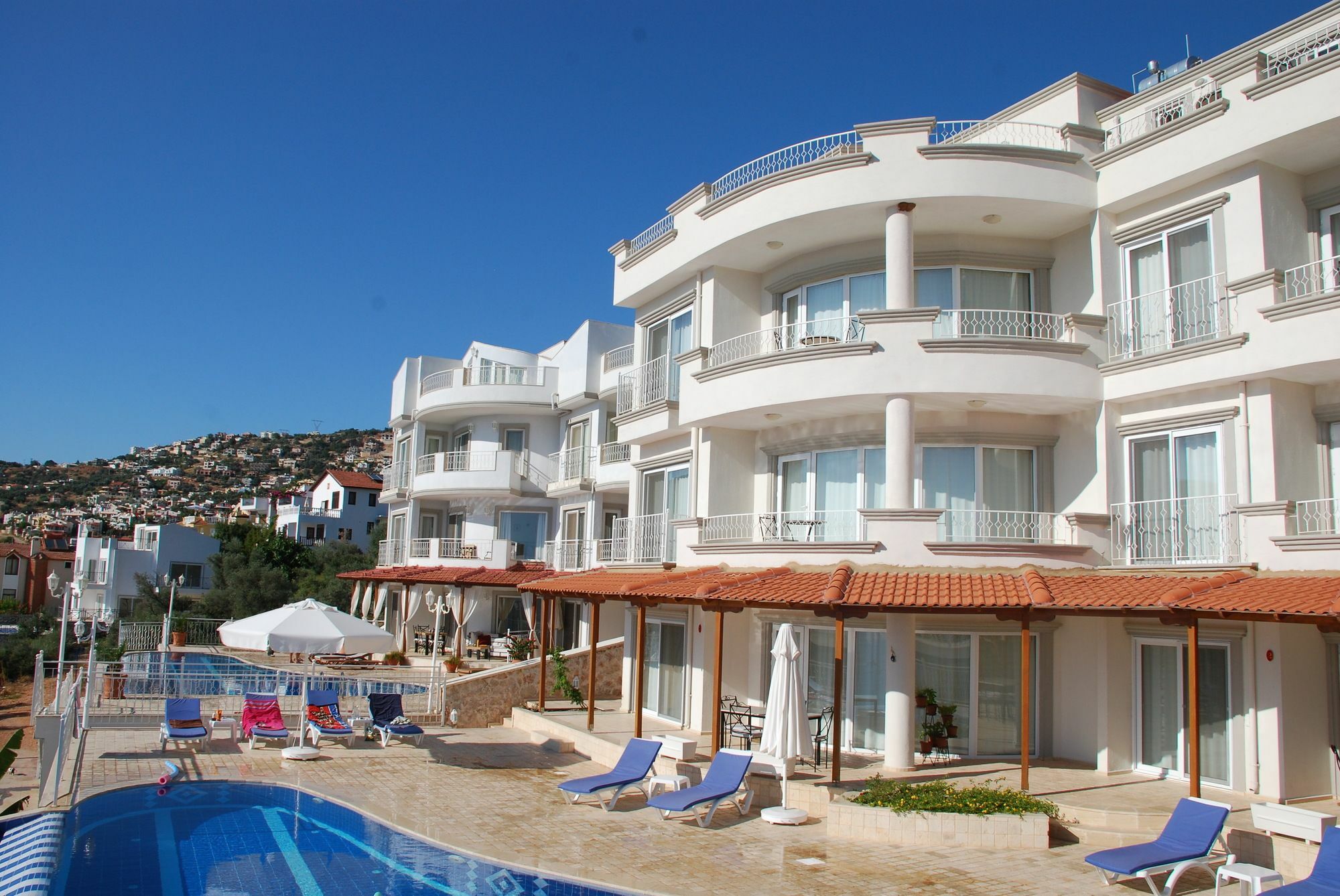 Cetinkaya Apartments Калкан Экстерьер фото